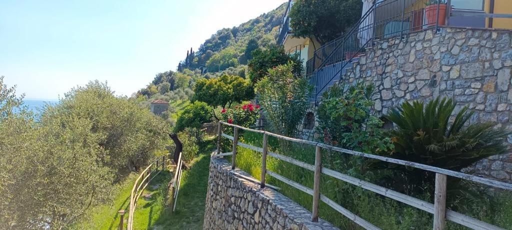 Hotel La Terrazzina Gargnano Exterior photo